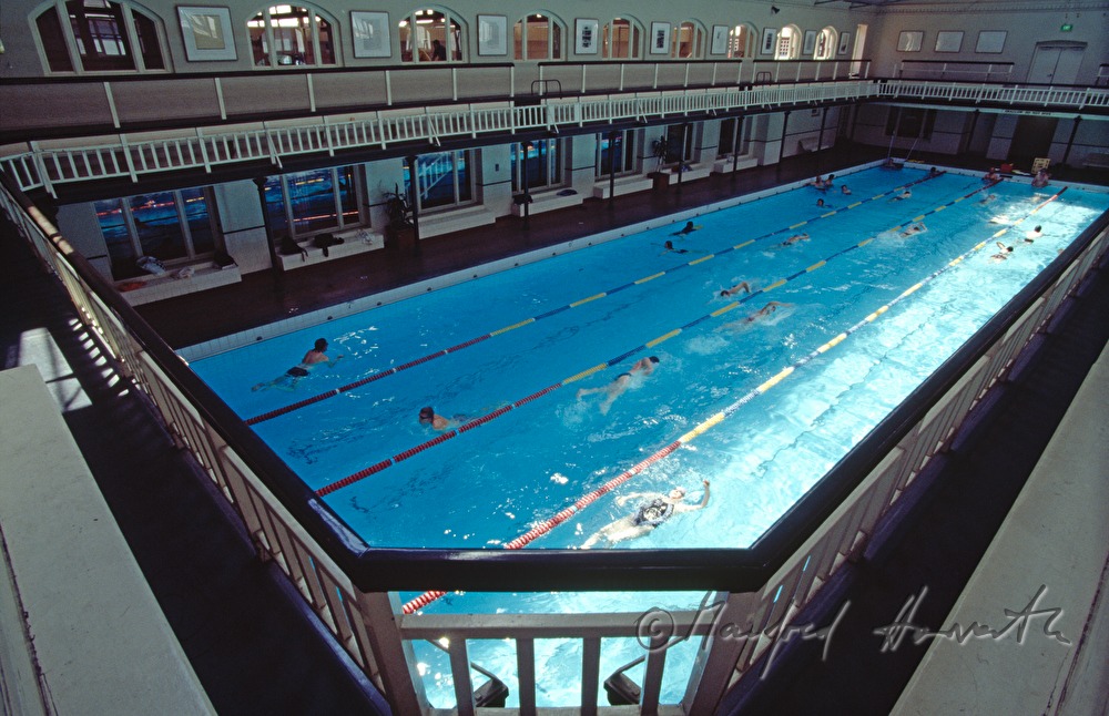 Swimming Pool von 1860