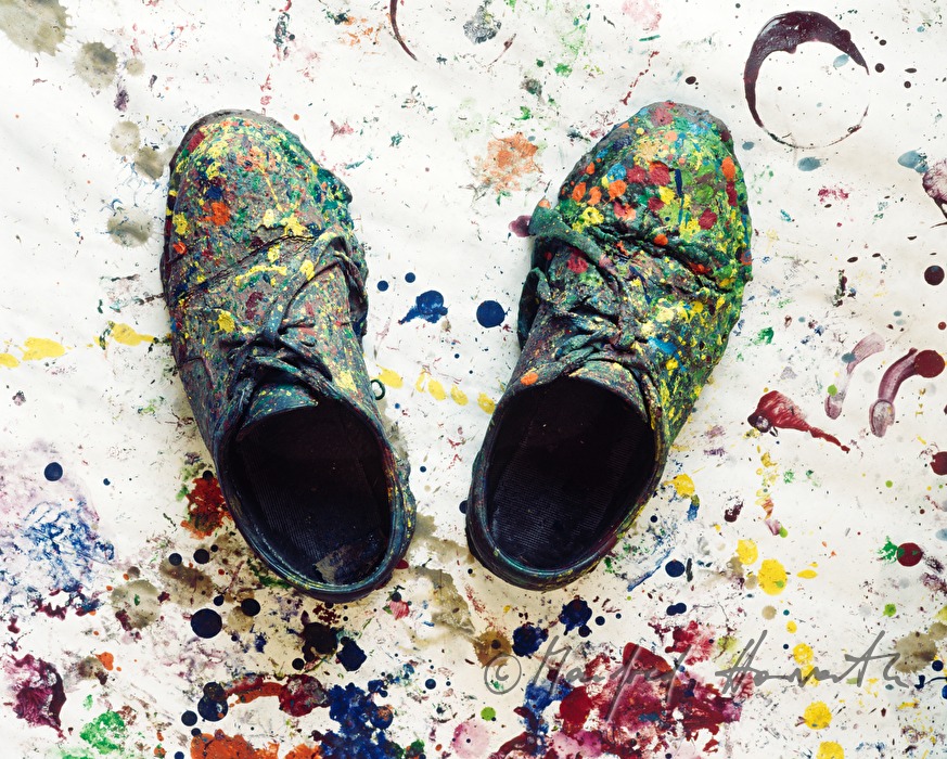Arbeitsschuhe von Hermann Nitsch im Atelier
