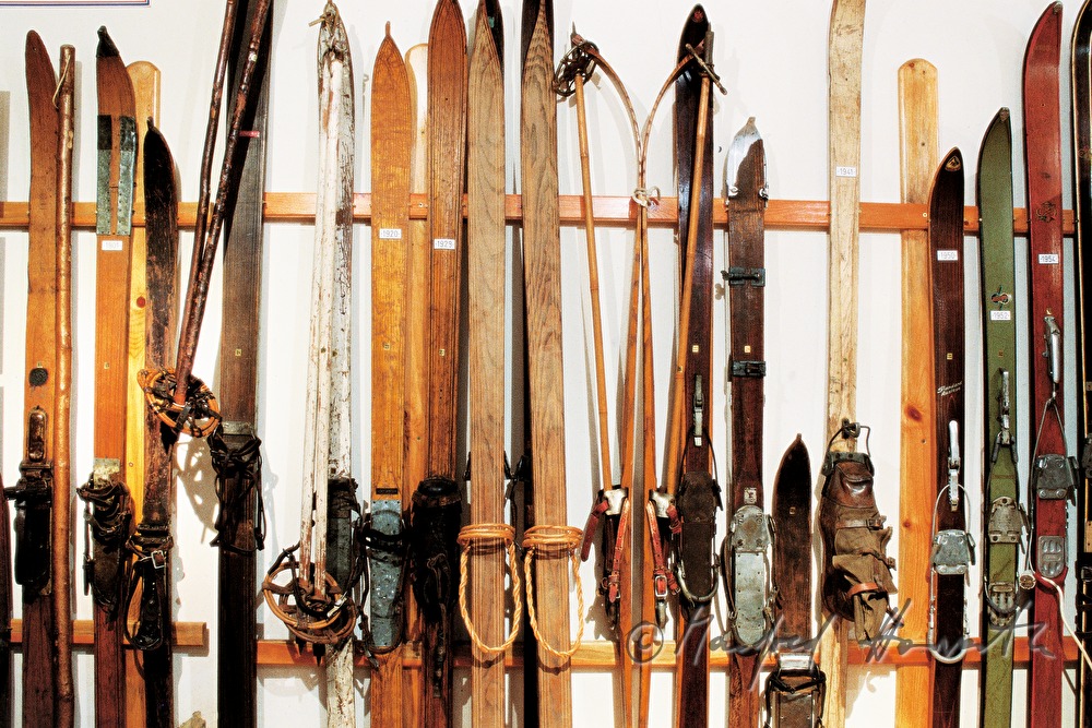 Historische Ski
