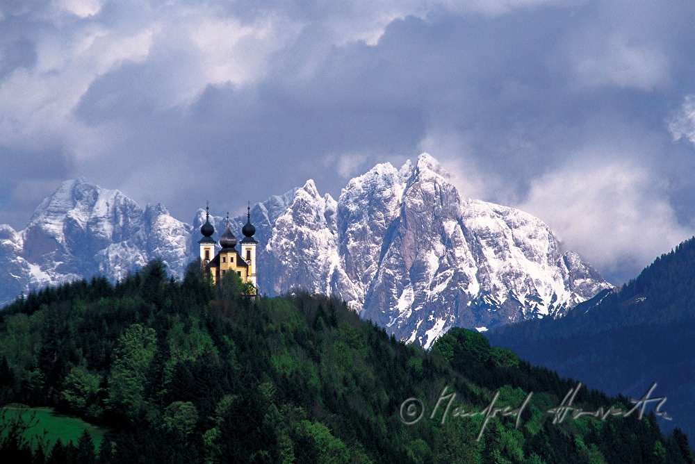 Wallfahrtskirche Frauenstein vor der Hochtorgruppe