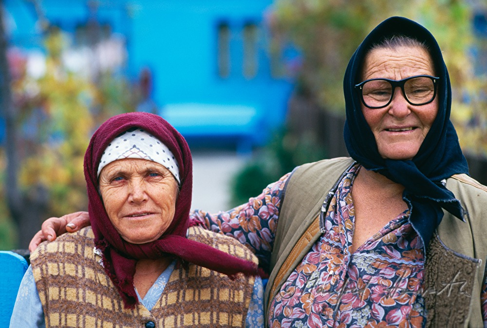 Lipowaner-Frauen mit traditionellen Kopftüchern