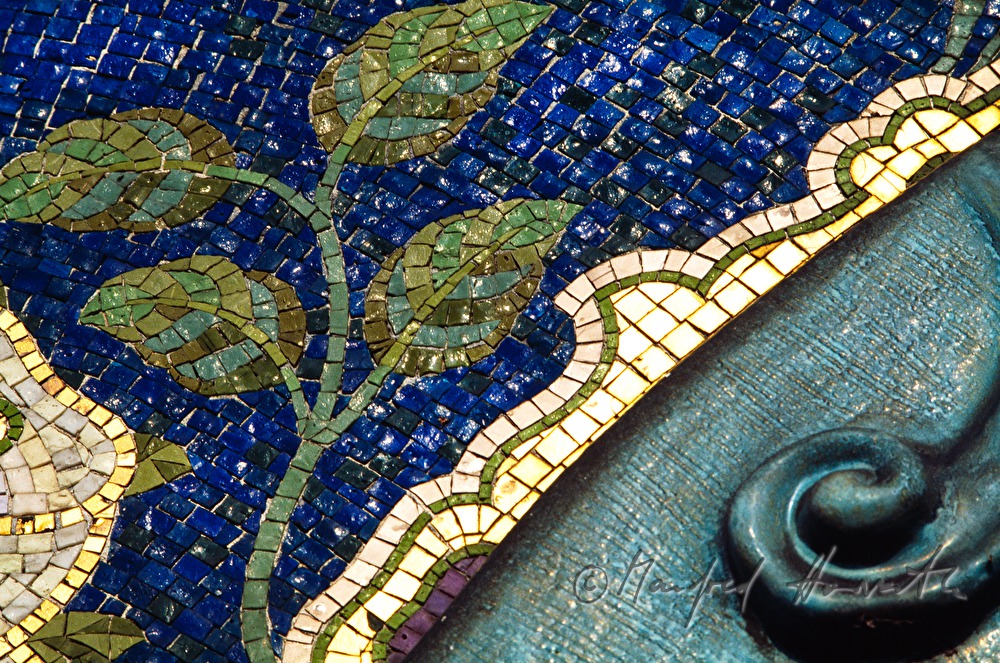 Detail vom Mausoleum von Sándor Schmidl