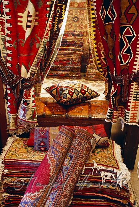 Anatolische Teppiche und Kelims bei 