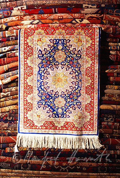 Anatolischer Knüpfteppich (Hereke) mit Medaillon-Muster