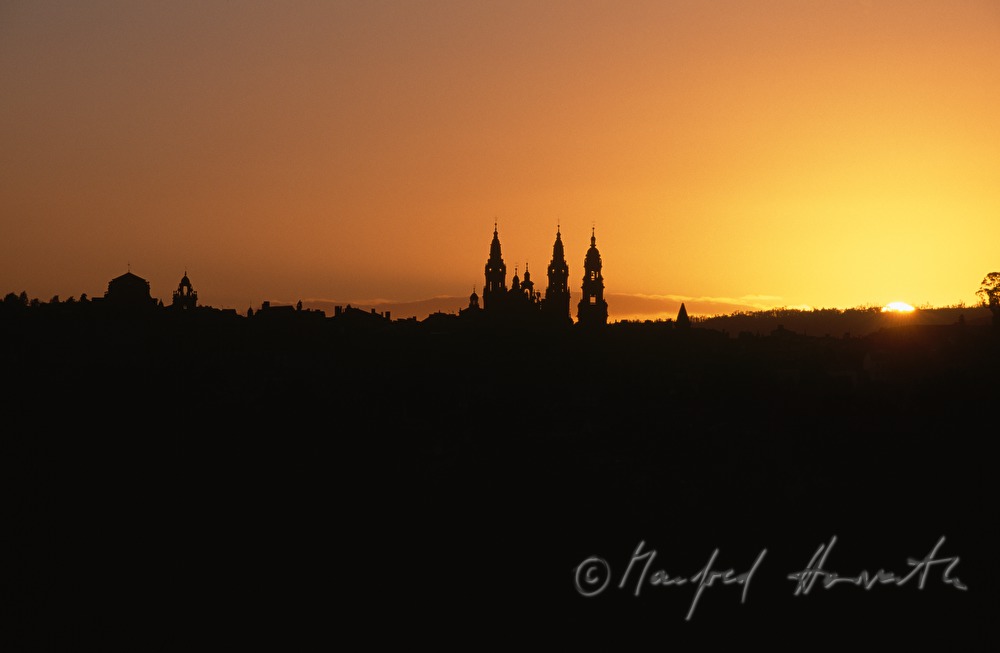 Sonnenaufgang über der Stadt