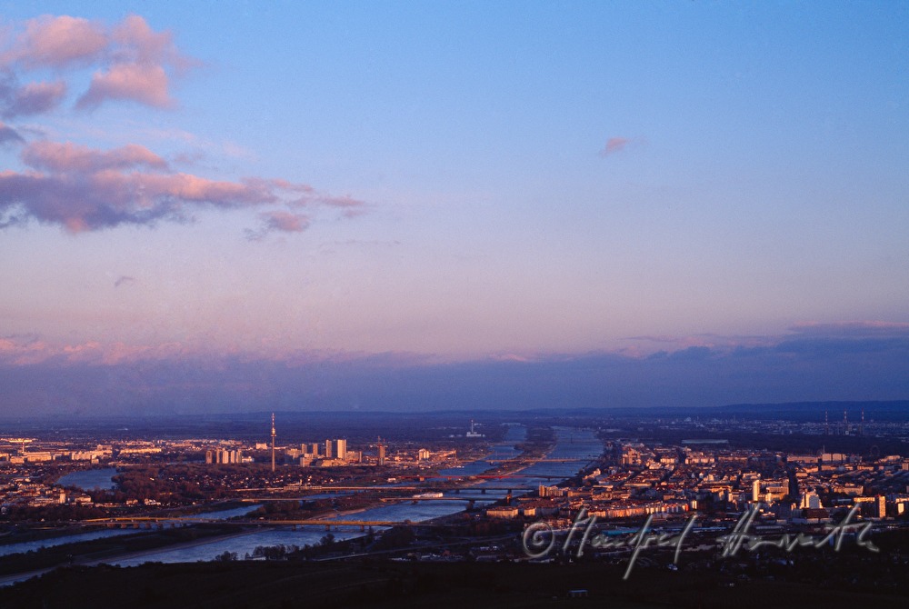 Blick vom Kahlenberg auf Floridsdorf