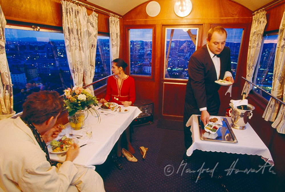 Wiener Riesenrad, Dinner in der Gondel