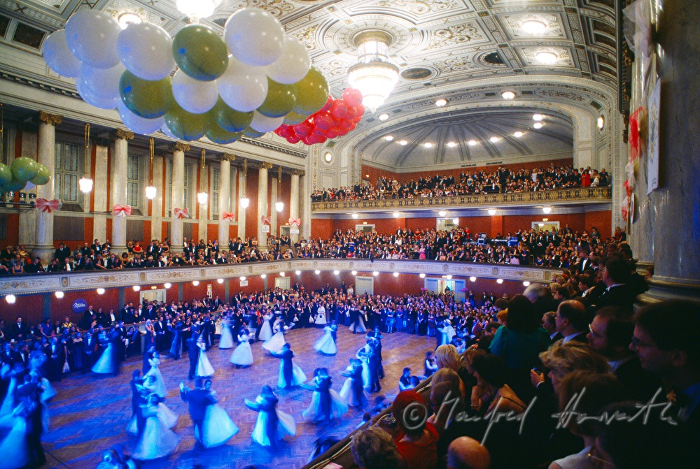 Polonaise auf dem Bonbonball