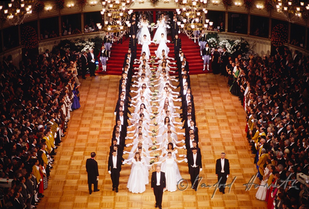 Tänzer auf dem Opernball