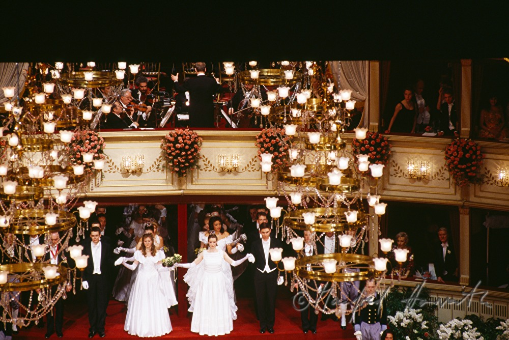 Tänzer auf dem Opernball