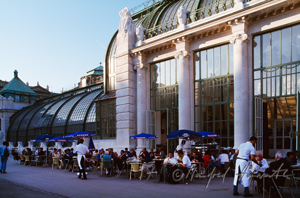 Cafe-Brasserie-Bar Palmenhaus