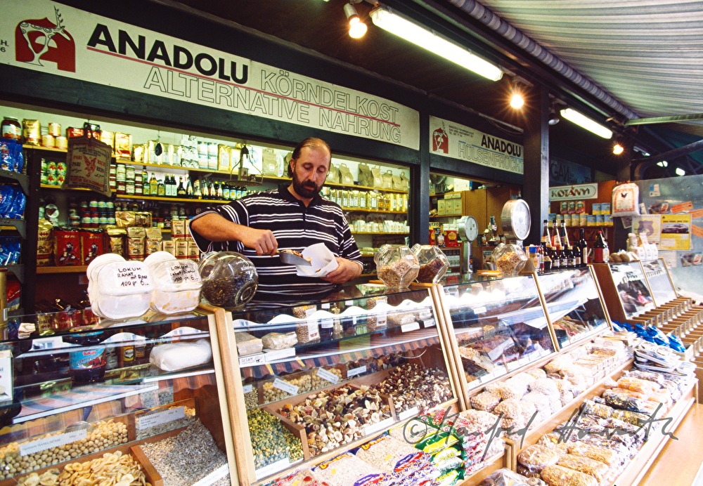 Marktstand für Griechische Spezialitäten