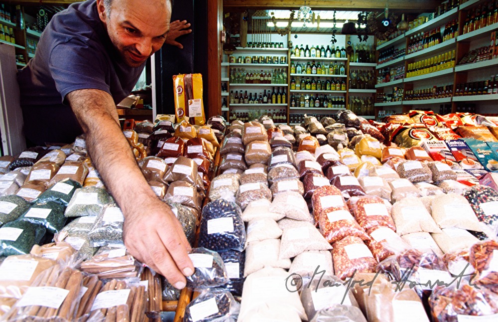 Marktstand für Griechische Spezialitäten