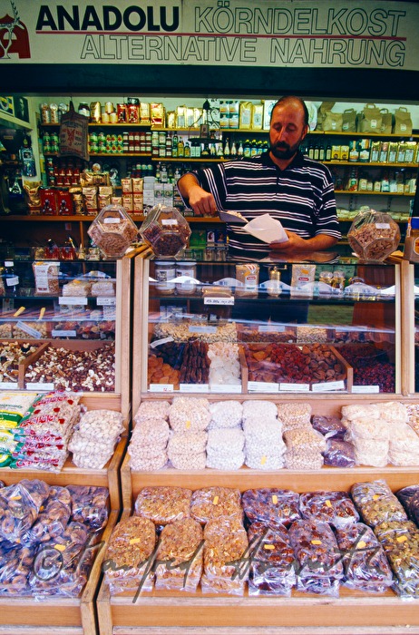 Marktstand für Griechische Spezialitäten