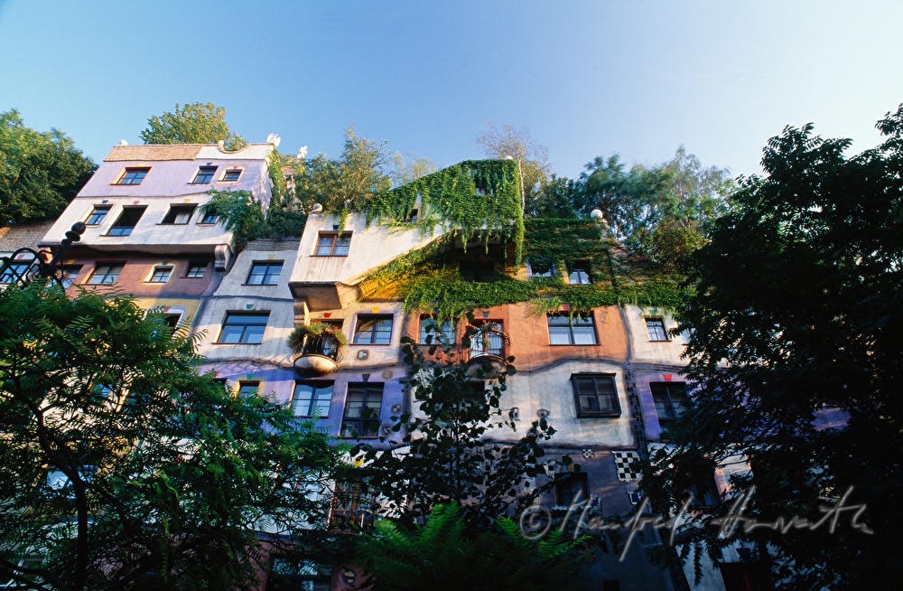 Hundertwasser-Wohnhausanlage