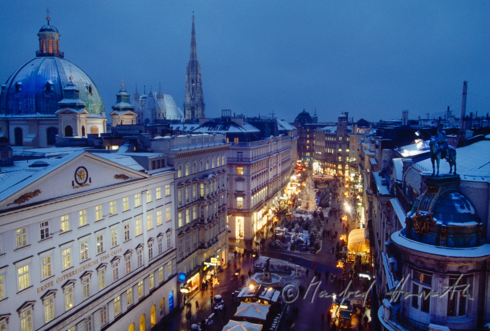 Weinnachtsmarkt am Graben und Stephansdom