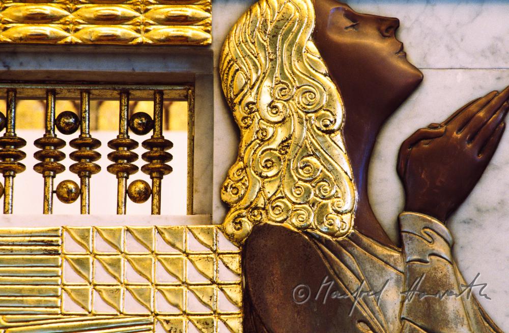 Otto Wagner Kirche (Kirche am Steinhof, Sankt Leopolds Kirche), Detail vom Altar