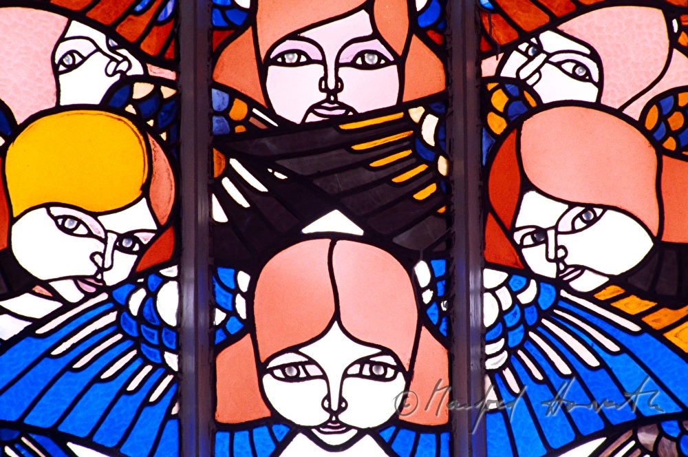 Otto Wagner Kirche (Kirche am Steinhof, Sankt Leopolds Kirche), Kirchenfenster