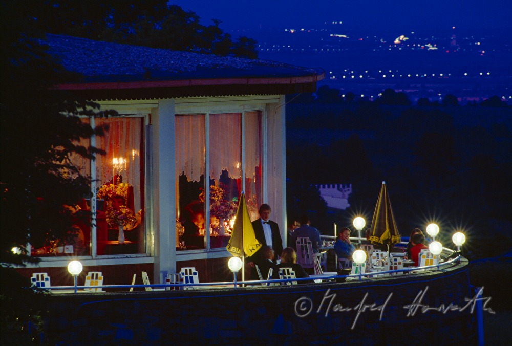 Cafe Cobenzl mit Wien-Blick