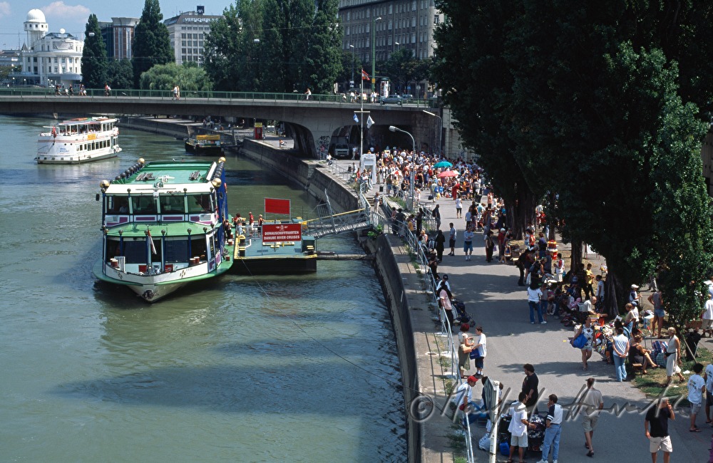 Schiffsanlegestelle bei der Schwedenbrücke