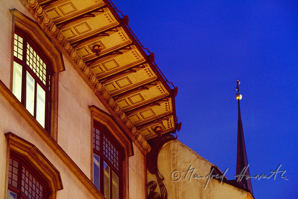 Artaria Haus, Detail vom Dach