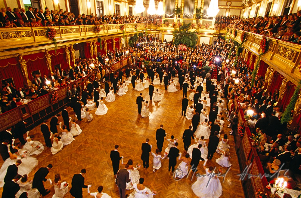 Tänzer auf dem Philharmonikerball
