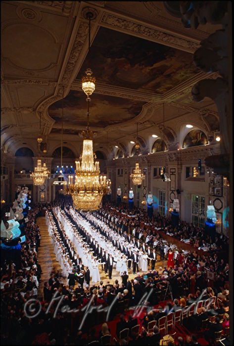 Polonaise beim Kaffeesiederball