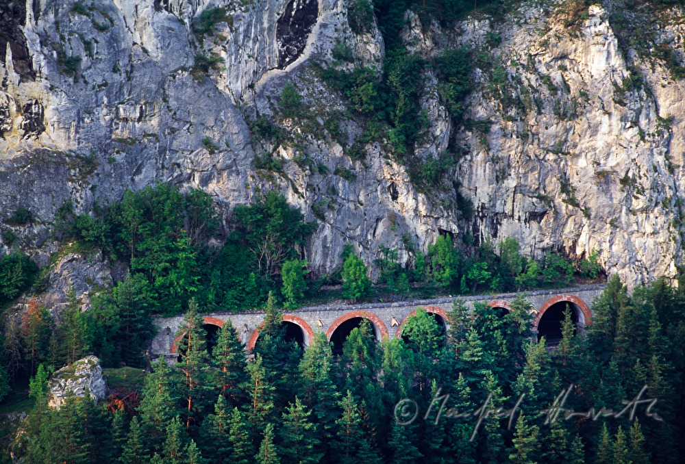 Tunnel durch die Polleross Wand