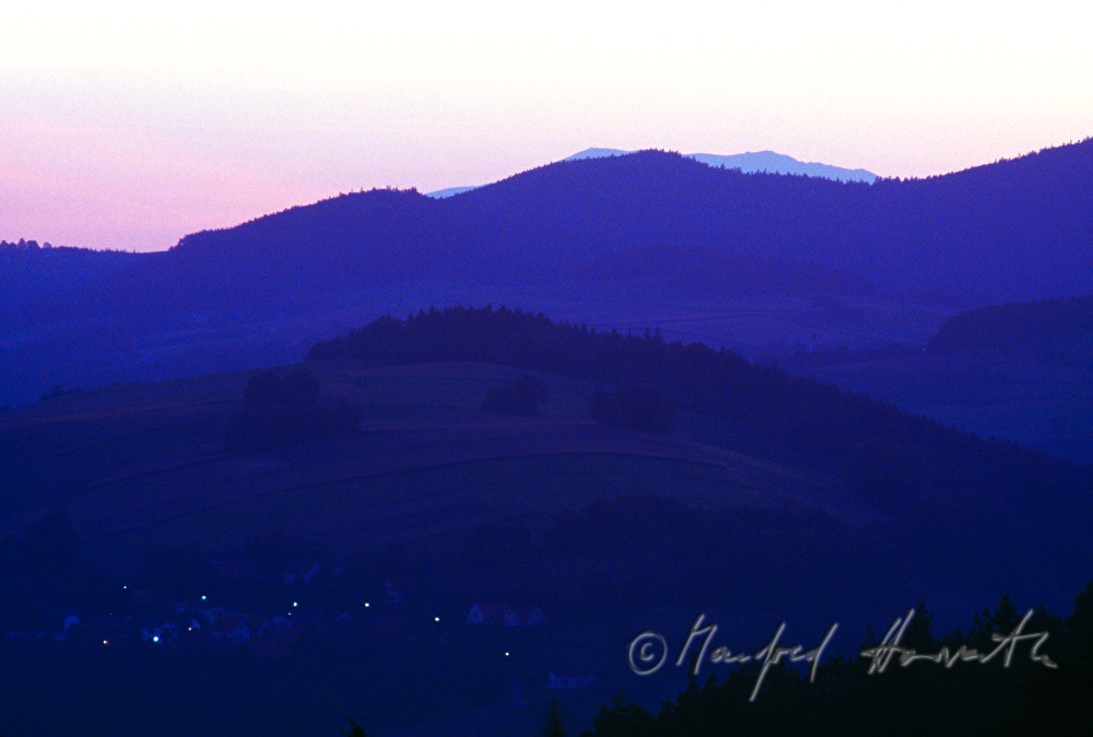 hügelige Landschaft