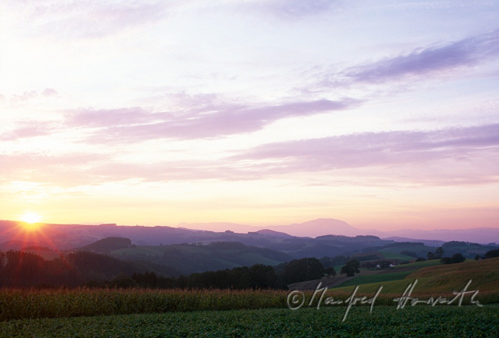hügelige Landschaft