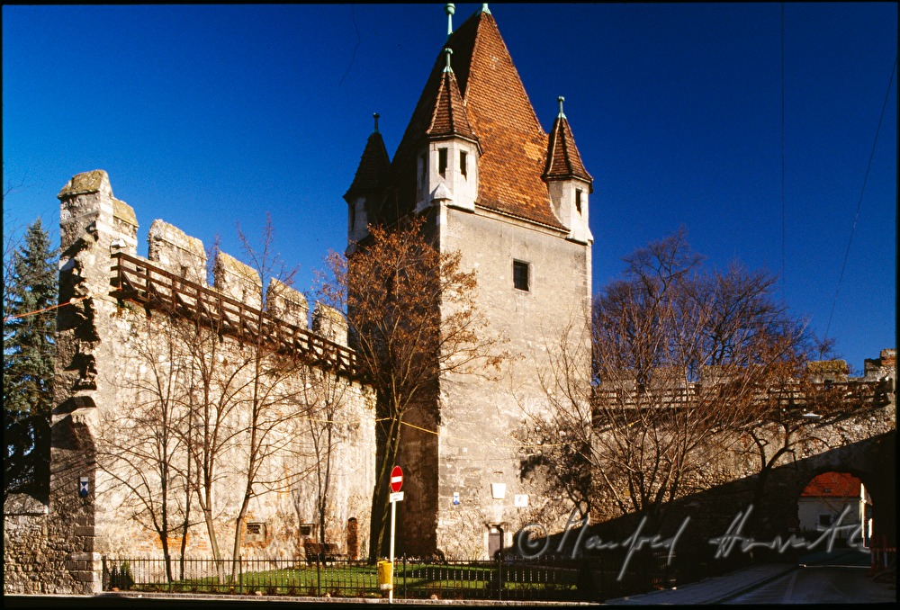 Reckturm und Rest der Stadtmauer