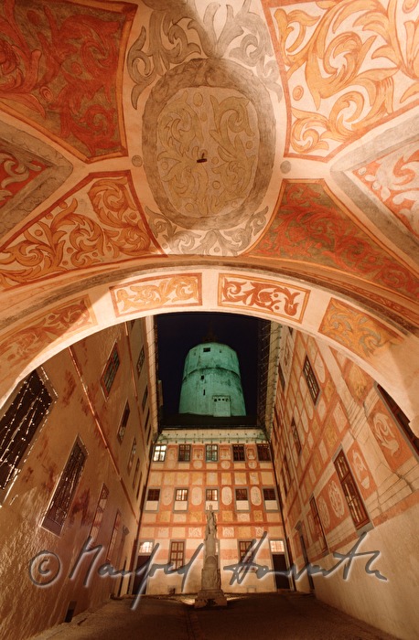 Innenhof mit Renaissance Fresken