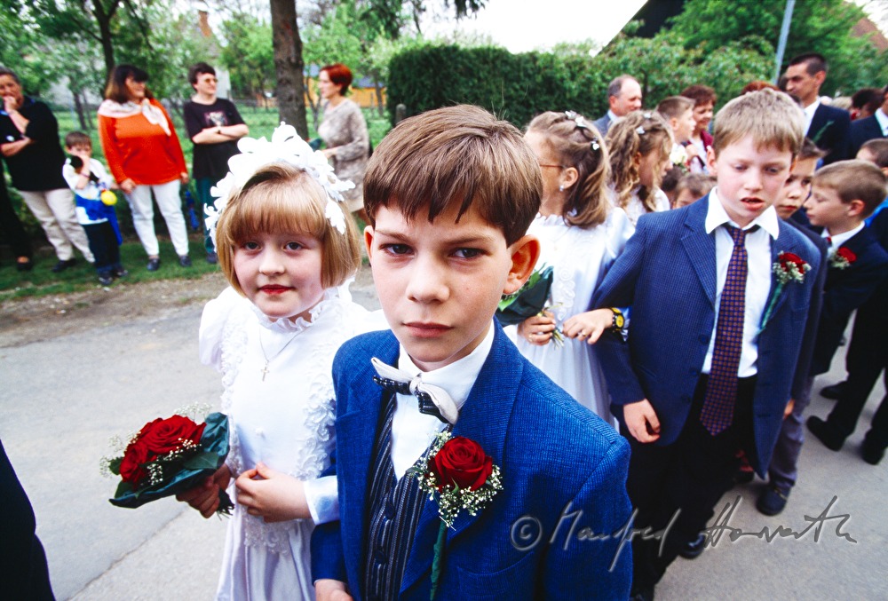 Kroatische Hochzeit - Hochzeitszug zur Kirche