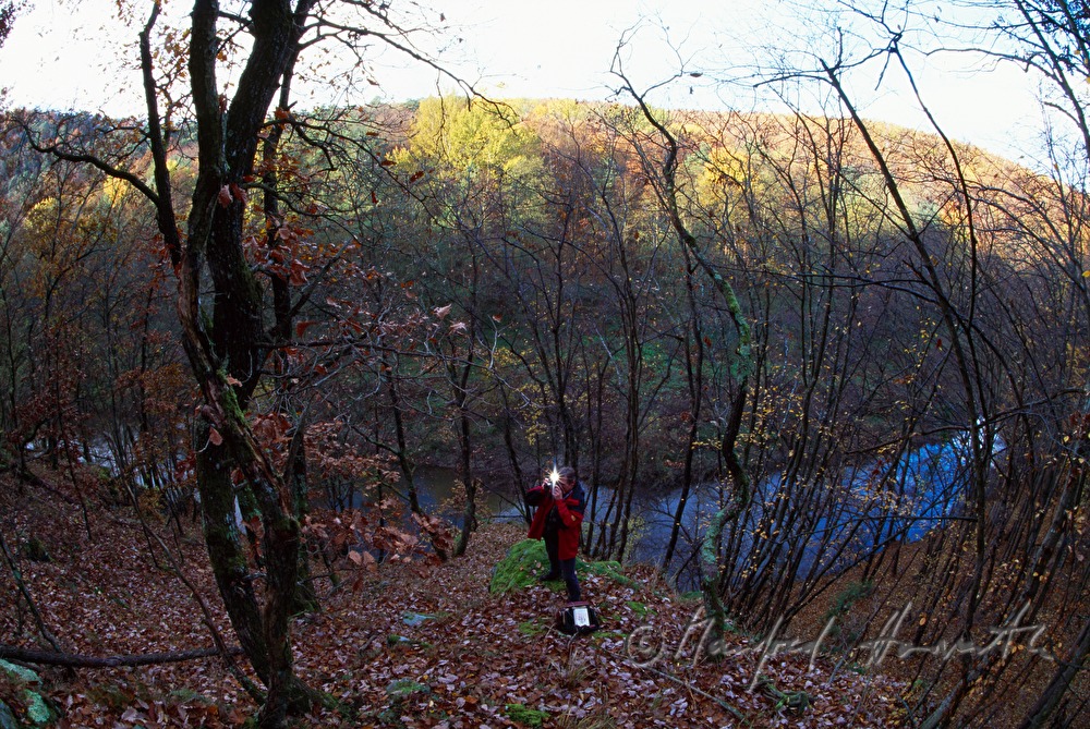 Biologe fotografiert an der Pinkaschlucht