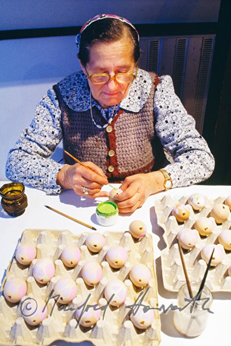 Ostereier bemalen mit Wasserfarben