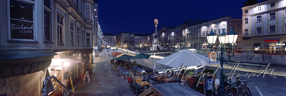 Hauptplatz und Pub