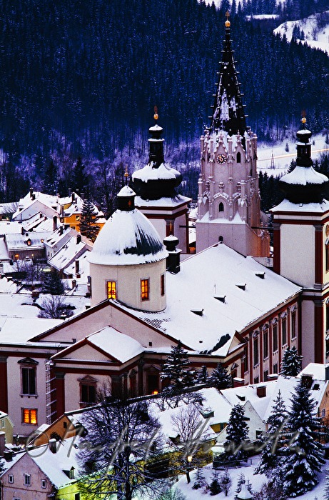 Türme der Basilika Mariä Geburt