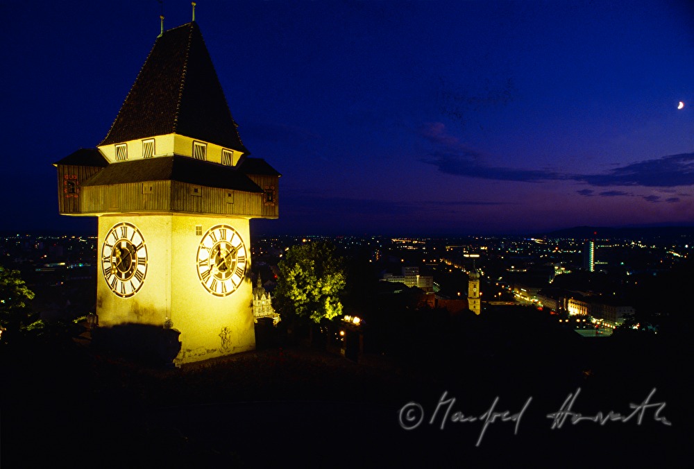 Uhrturm und Panorama der Altstadt