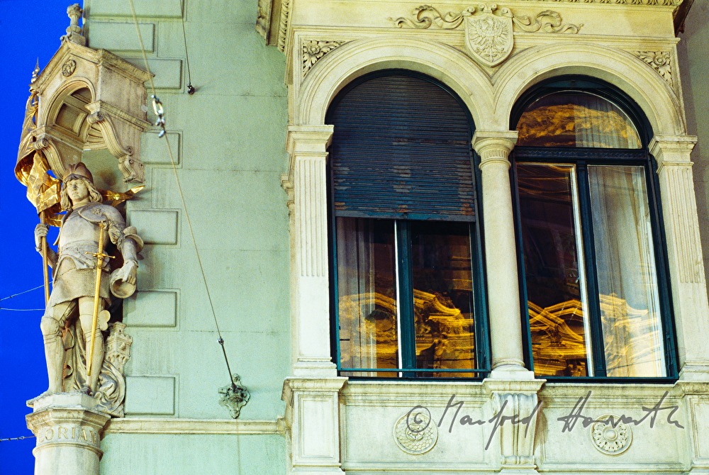 Florian-Statue an der Ecke zur Griesgasse