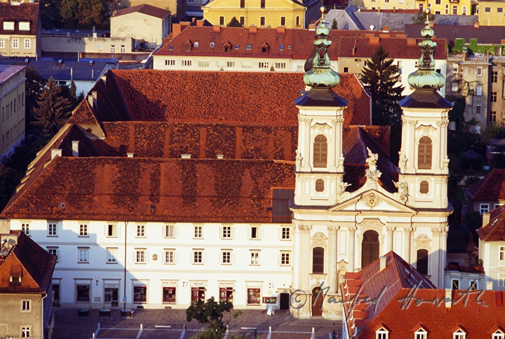 Mariahilferkirche und Minoritenkloster