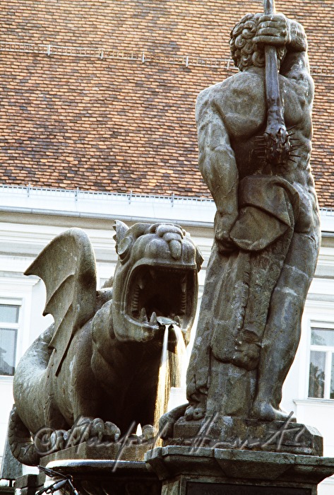 Lindwurm am Hauptplatz