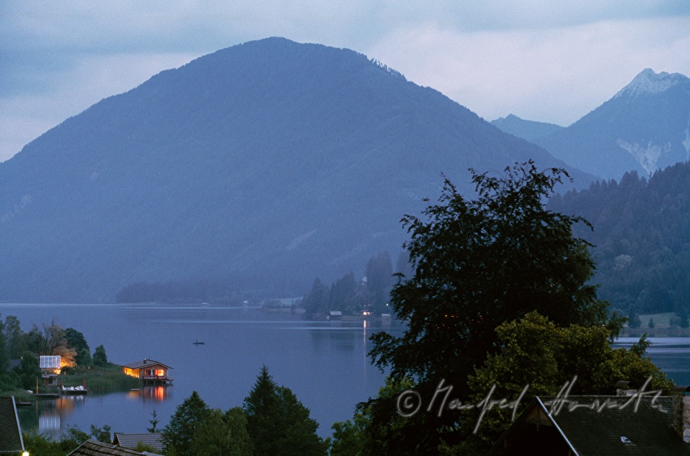 Blick von Weissensee Ort zum See