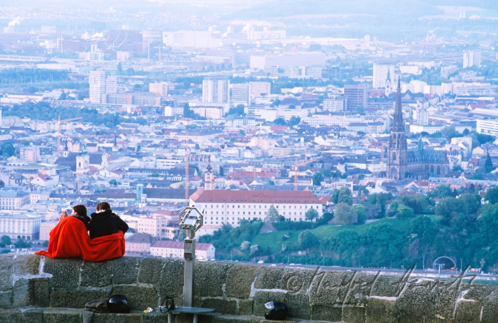 Blick vom Pöstlingberg auf die Stadt Linz