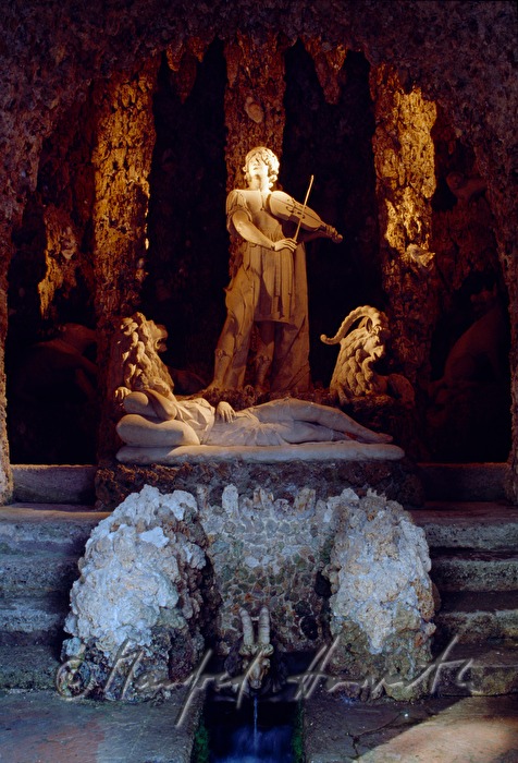 Wasserspiele: Orpheusgrotte