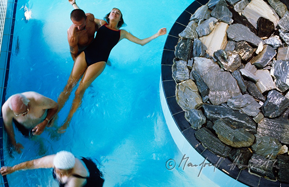 Watershiatsu (Watsu) in der Felsentherme