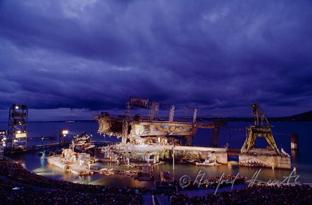 Bregenzer Festspiele, Bühne im Bodensee