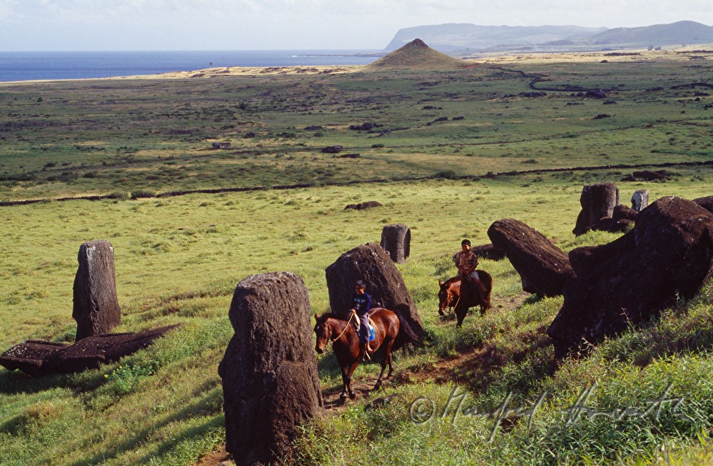 Reiter bei Rano Raraku