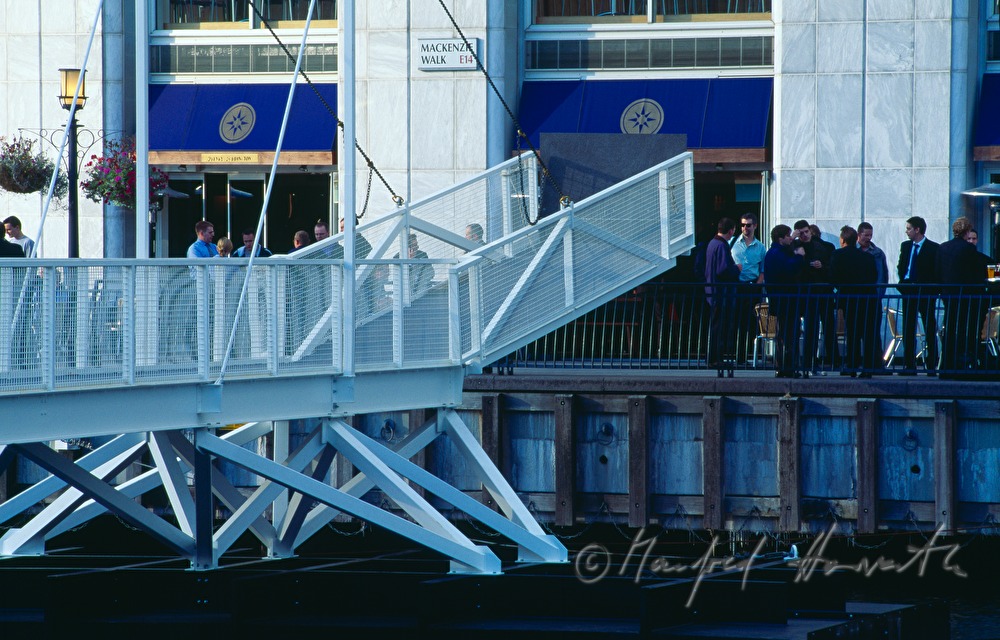 Zugbrücke an der Canary Wharf