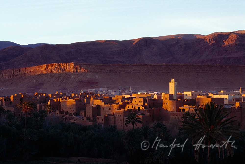 Oasenstadt Tinerhir im Dades Tal