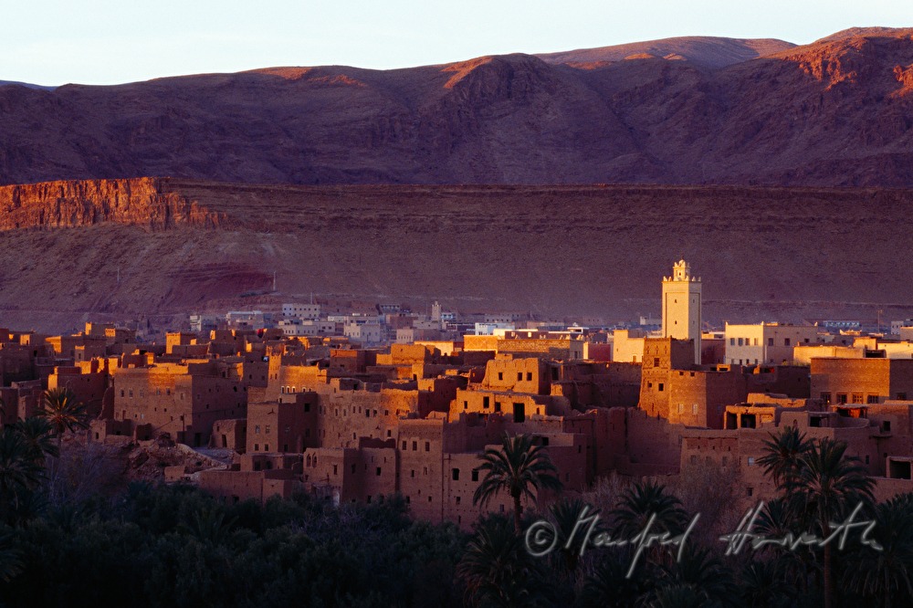 Oasenstadt Tinerhir im Dades Tal